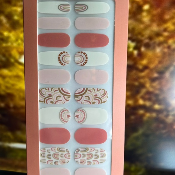 OCS Designs ~ 22 Nail Wrap Kit ~ Style Desert Rainbows ~ BNIB - Picture 2 of 2